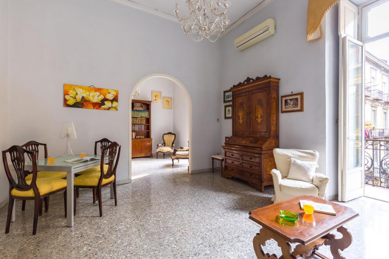 Rettifilo Family Apartment By Wonderful Italy 那不勒斯 外观 照片