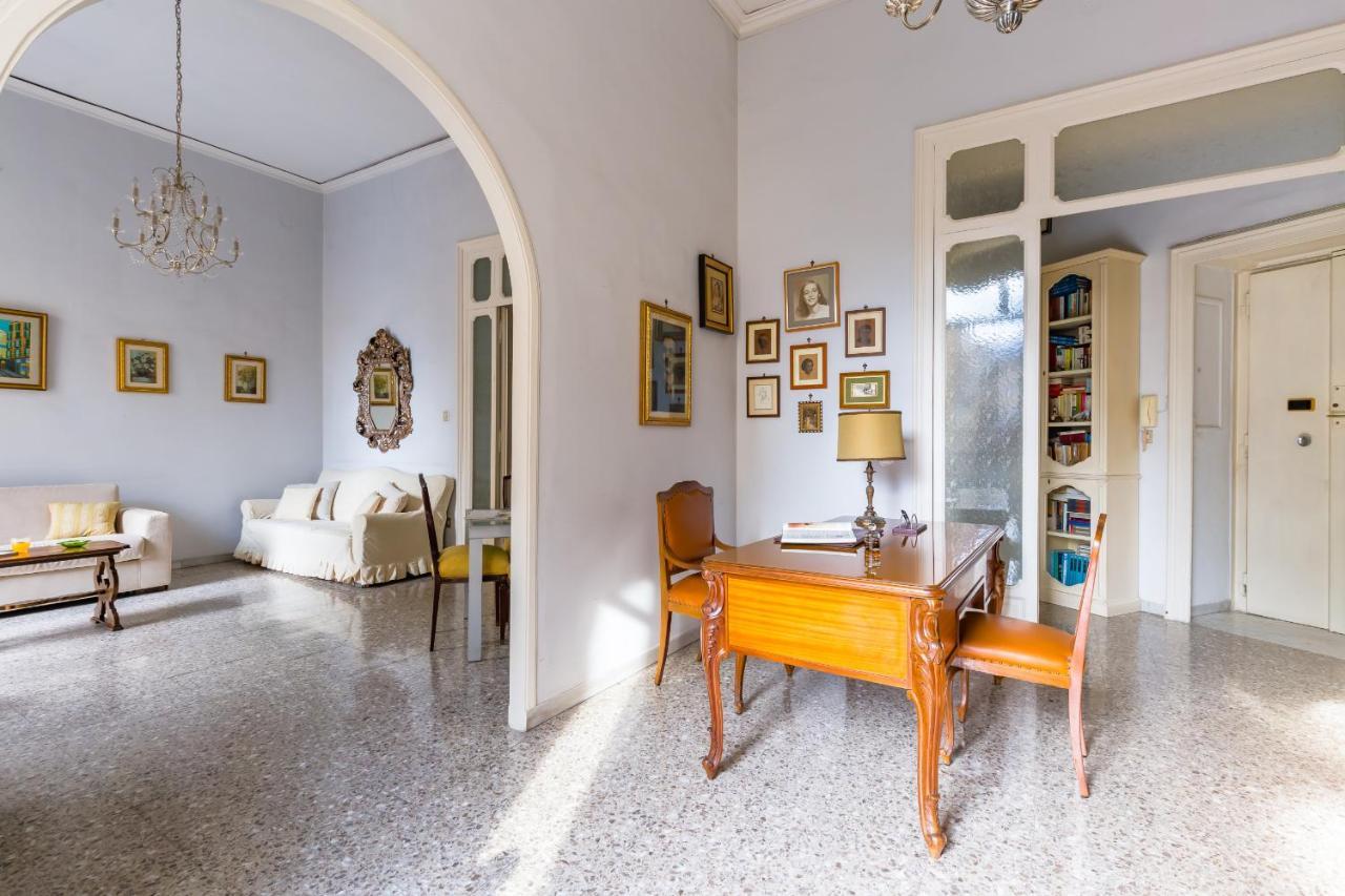 Rettifilo Family Apartment By Wonderful Italy 那不勒斯 外观 照片